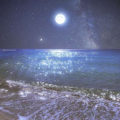 太美了！夜幕下的深中通道似海上银河